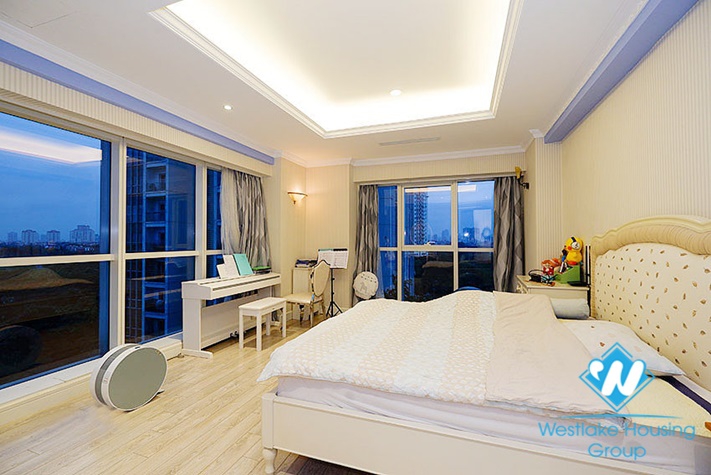 Gorgeous L building apartment for rent in Ciputra, Tay Ho, Hanoi